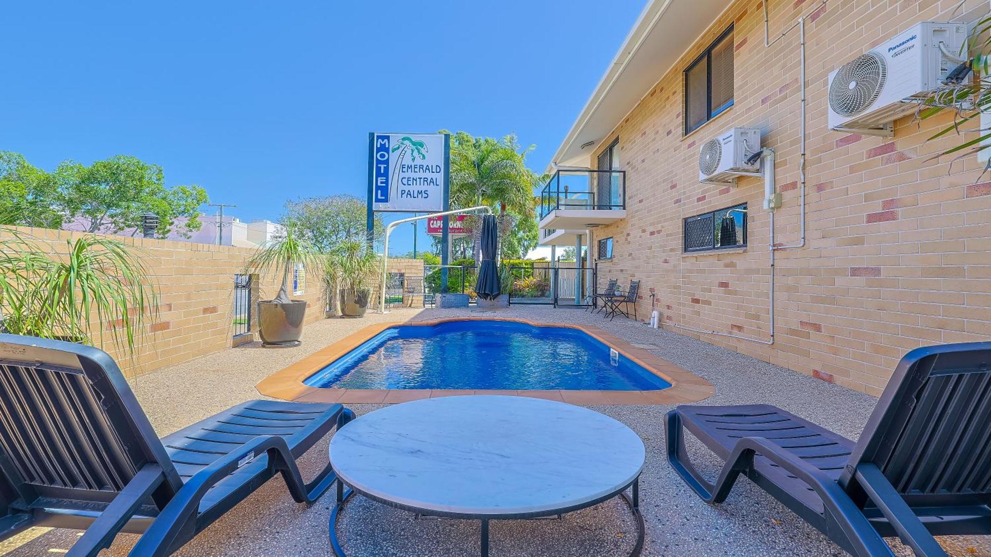 Emerald Central Palms Motel Eksteriør bilde